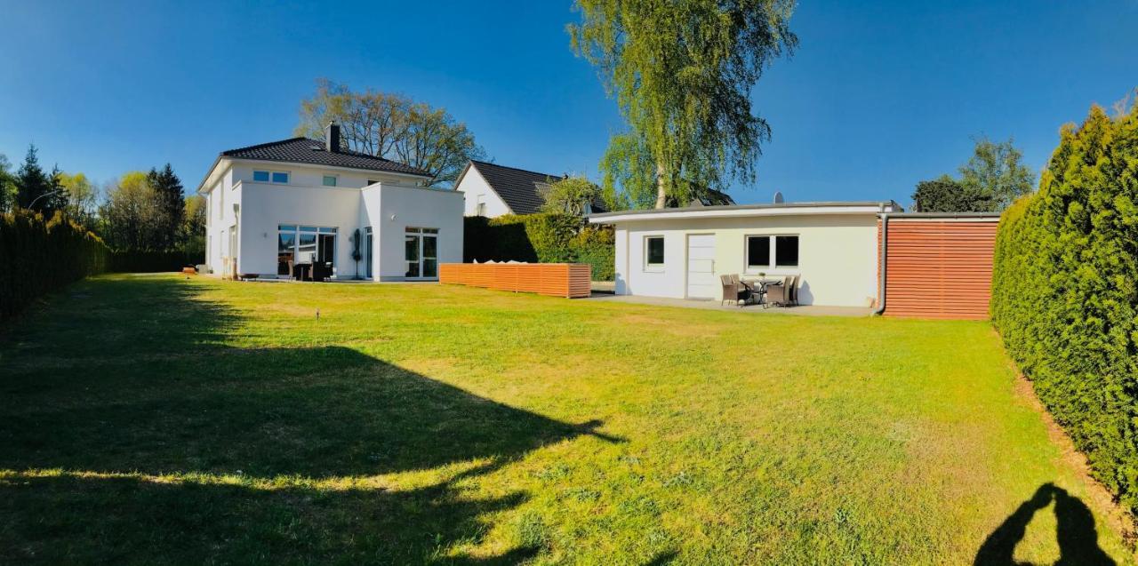 Wunderschoene Wohlfuehloase Im Gruenen Mit Innenstadtnaehe Ellerbek Ngoại thất bức ảnh
